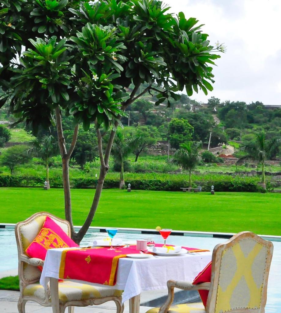 Tatsaraasa Resort & Spa, Udaipur Kültér fotó