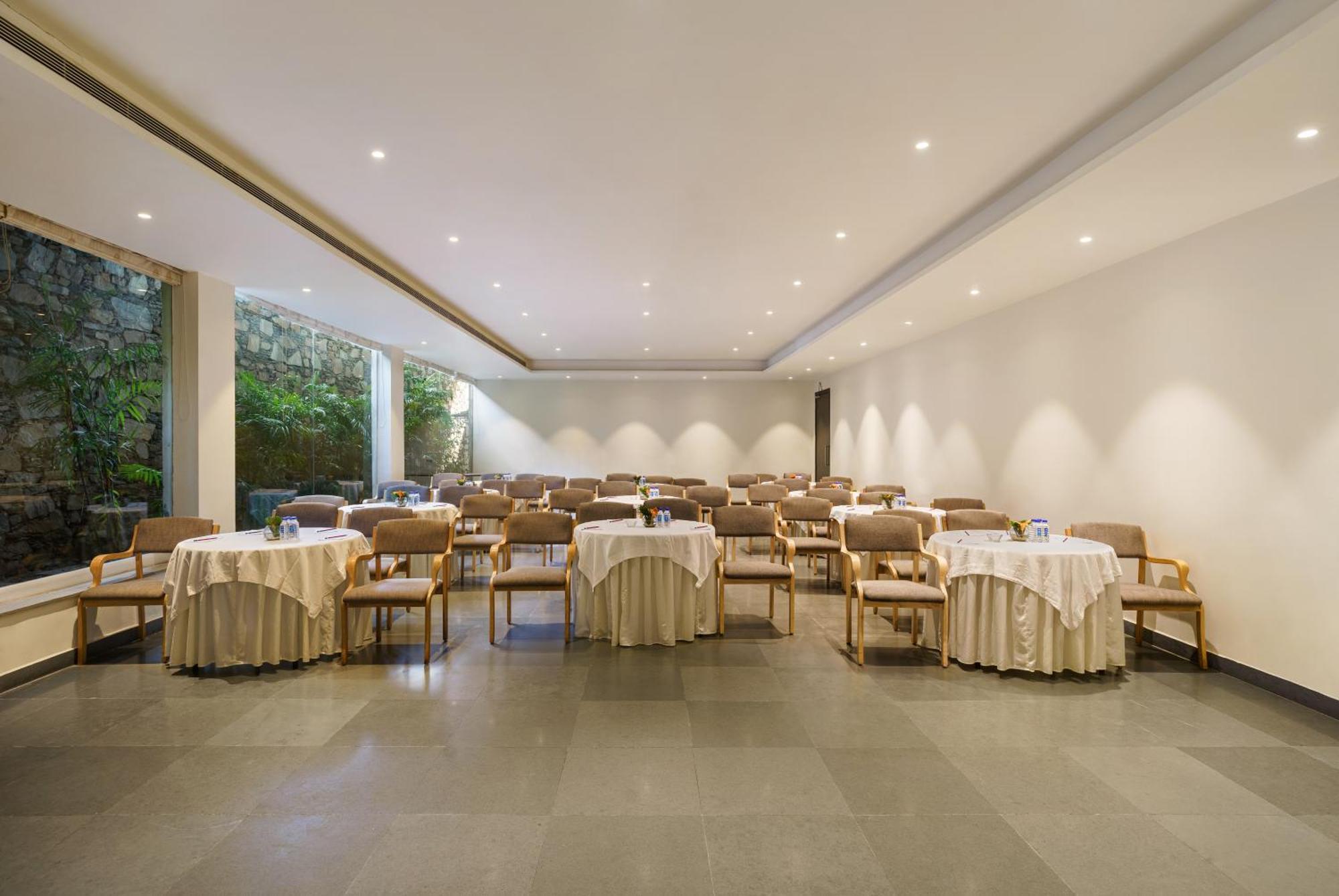 Tatsaraasa Resort & Spa, Udaipur Kültér fotó