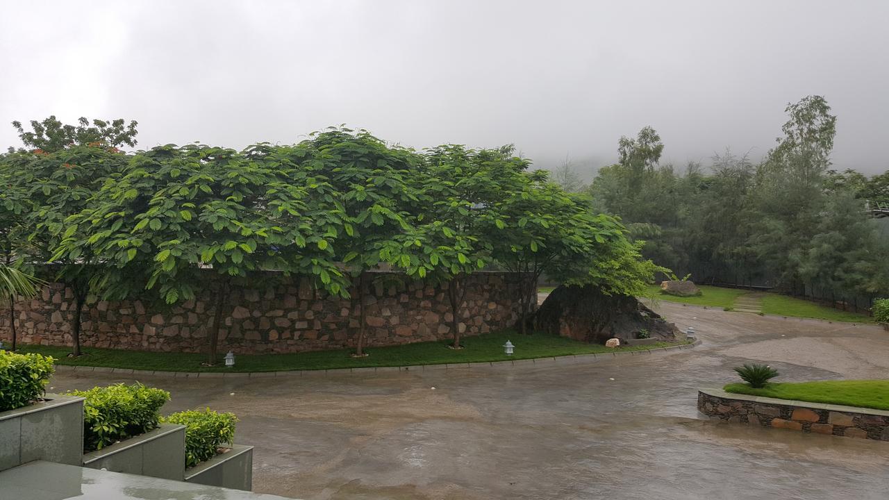 Tatsaraasa Resort & Spa, Udaipur Kültér fotó