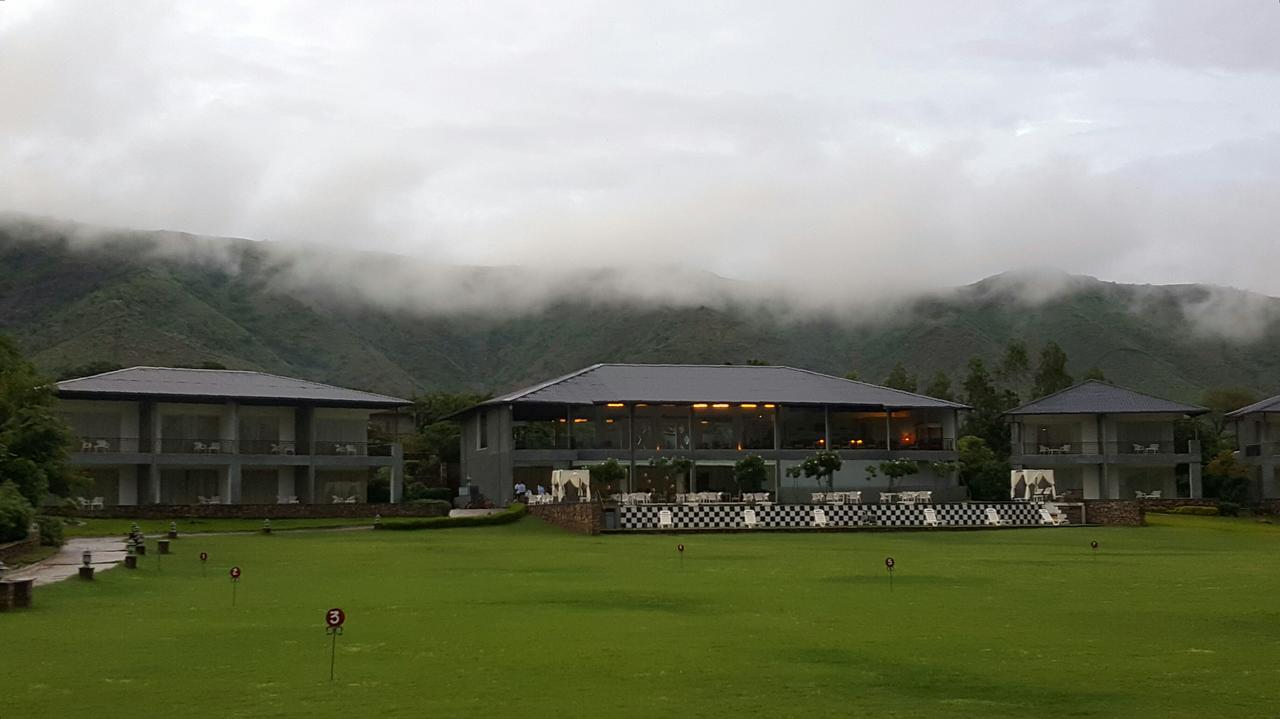 Tatsaraasa Resort & Spa, Udaipur Kültér fotó
