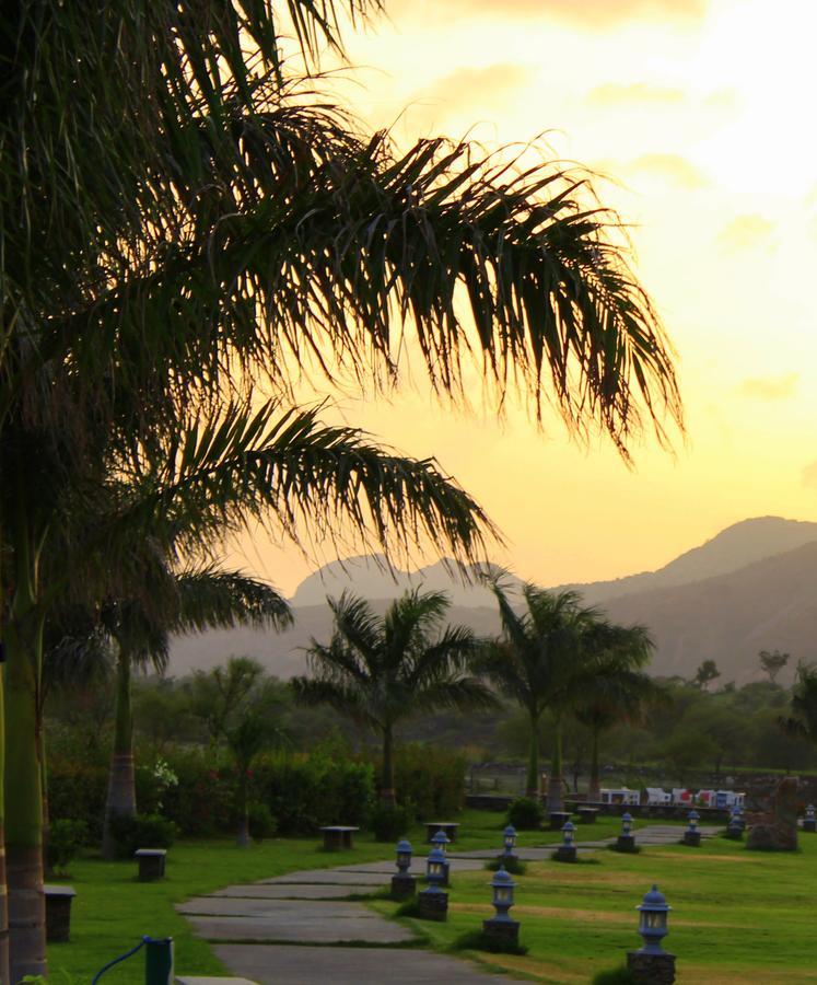 Tatsaraasa Resort & Spa, Udaipur Kültér fotó